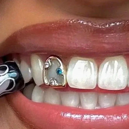 Custom abstract diamond window grillz